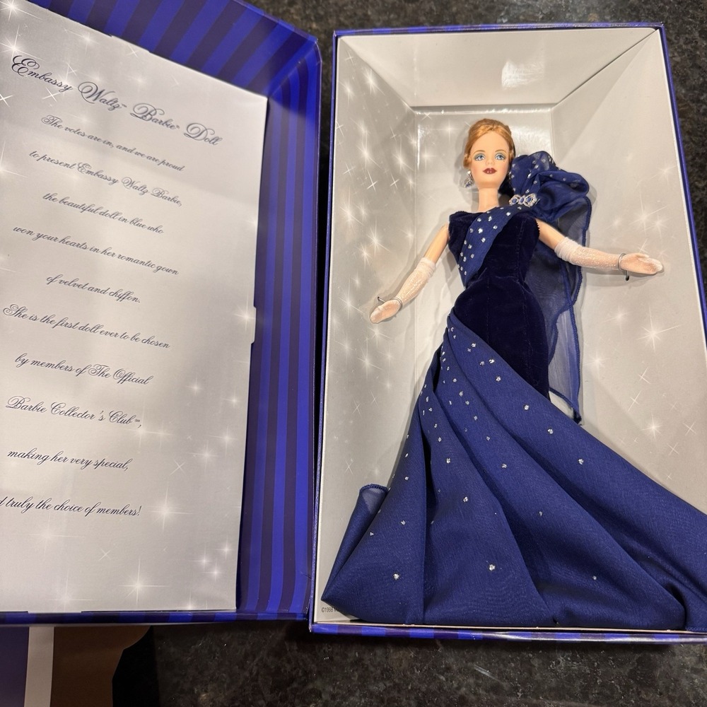 Barbie Embassy Waltz Member's Choice Third Edition Doll 1998 Mattel 22836